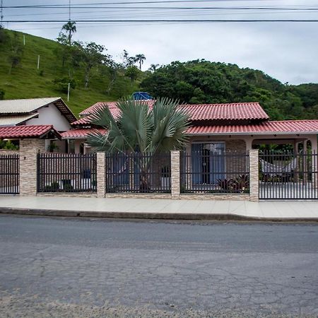Pe Do Morro Pousada Penha  Exterior foto